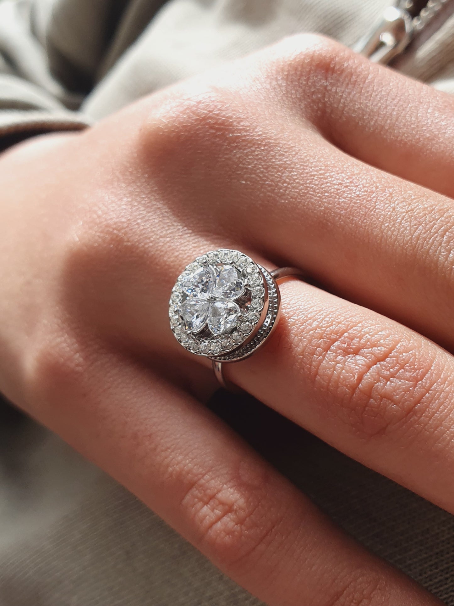 Bague rotative anti-stress RONDE DE FLEURS - argenté