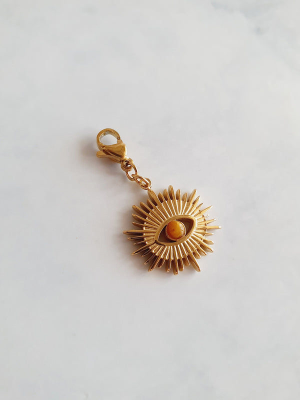Charm médaillon oeil - doré | Œil de tigre