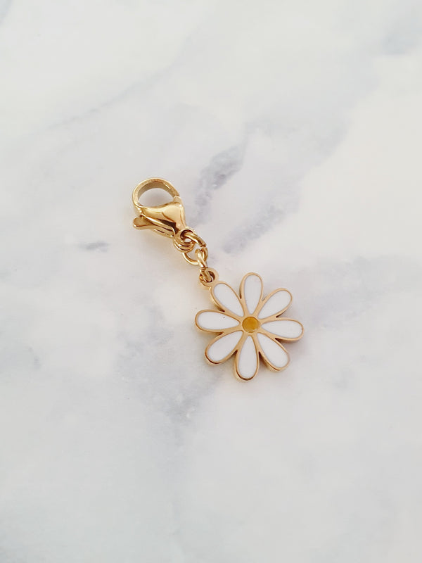 Charm jolie fleur blanche - doré