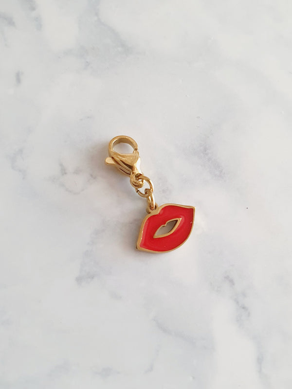Charm petite bouche rouge - doré