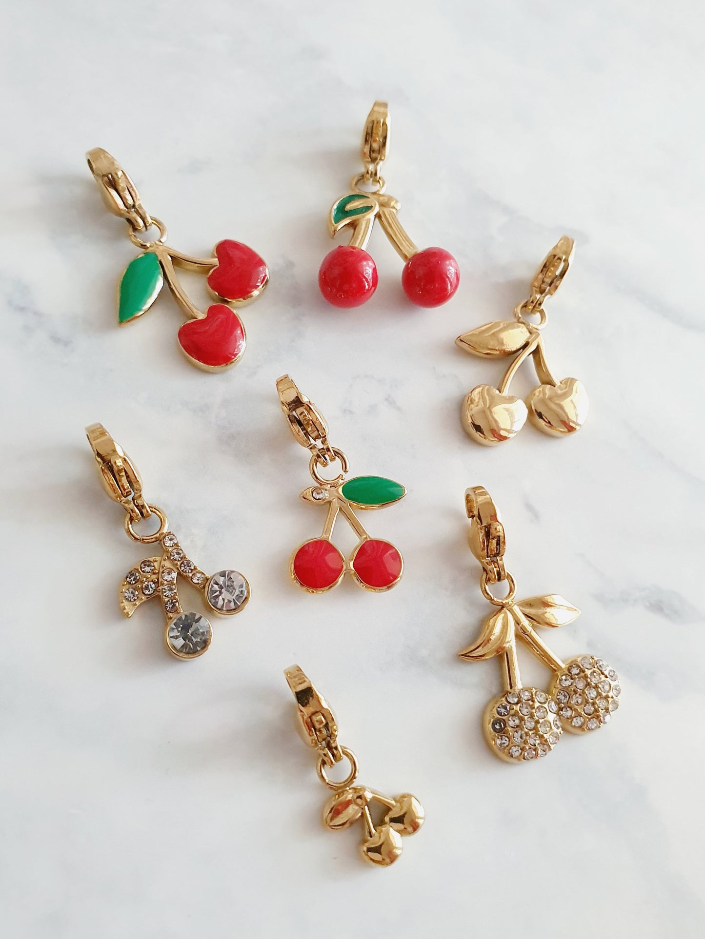 Charm cerises zircon & feuille - doré