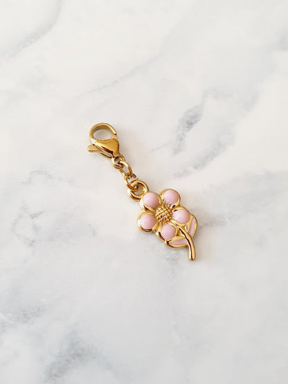 Charm fleur printanière rose - doré
