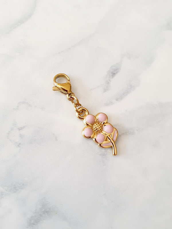 Charm fleur printanière rose - doré