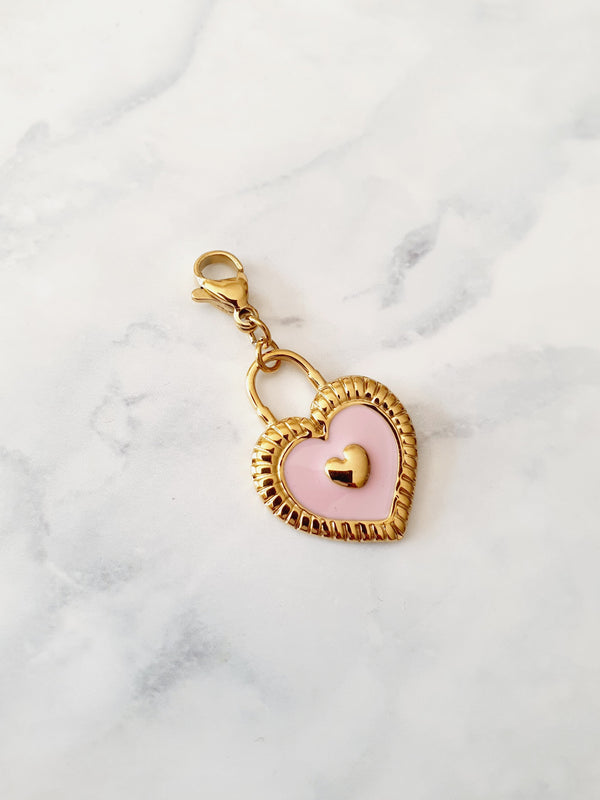 Charm cœur cadenas rose texturé - doré