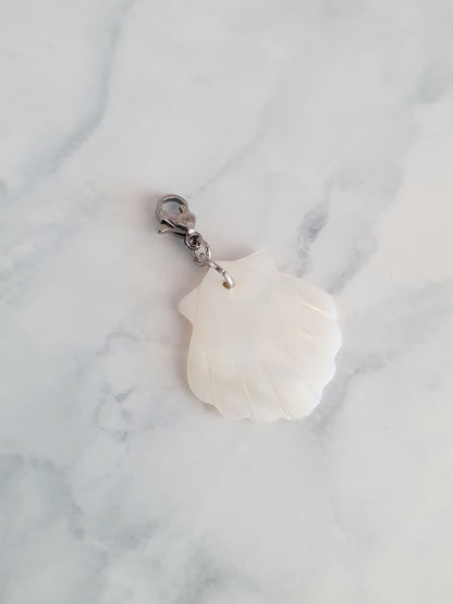 Charm grand coquillage nacre - argenté
