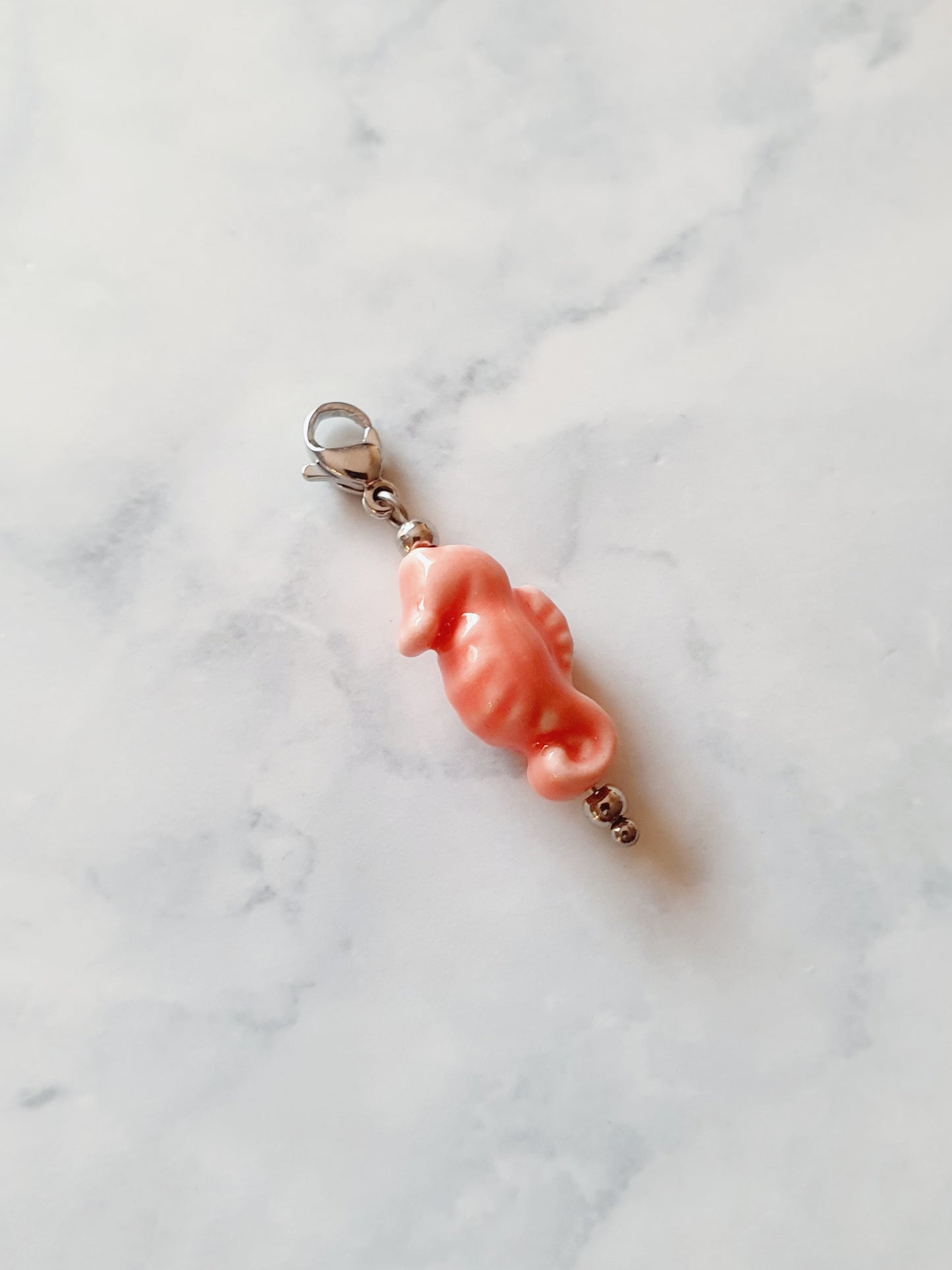 Charm baby hippocampe - argenté | rose