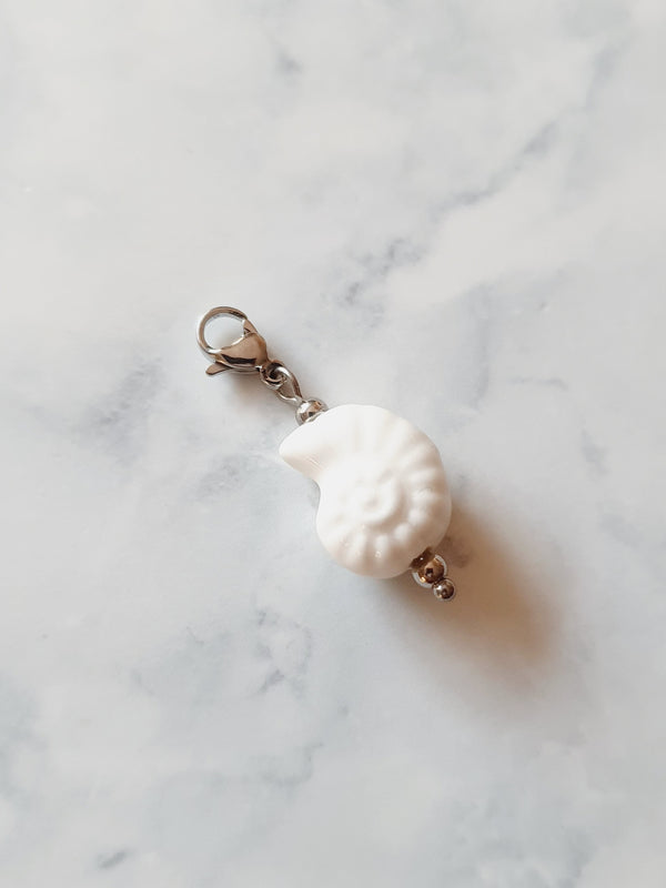 Charm baby bigorneau - argenté | blanc