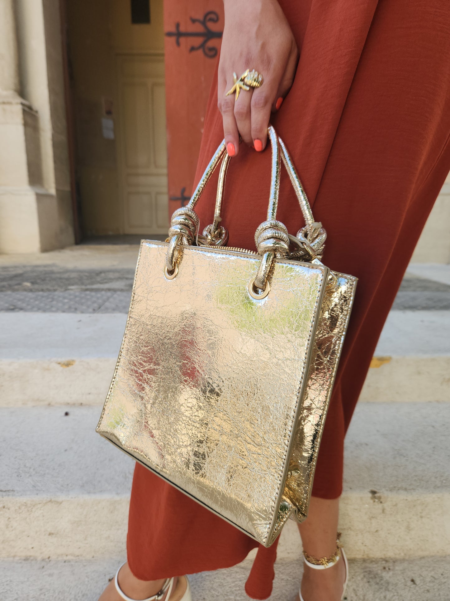 Sac rigide doré métallisé