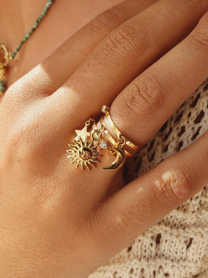 Bague soleil, lune, étoile & zircons - doré