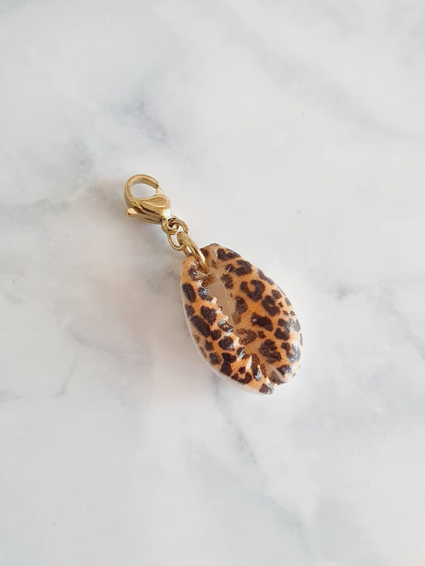 Charm coquillage cauri léopard
