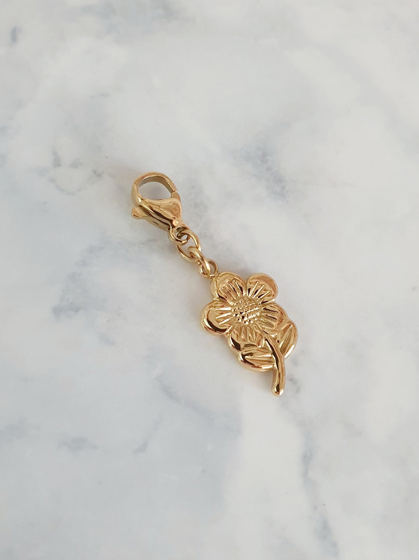 Charm fleur exquise - doré