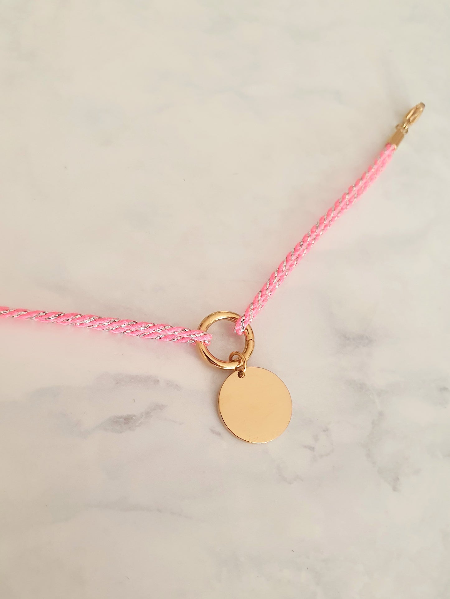 Bracelet cordon pailleté pampille à graver - doré