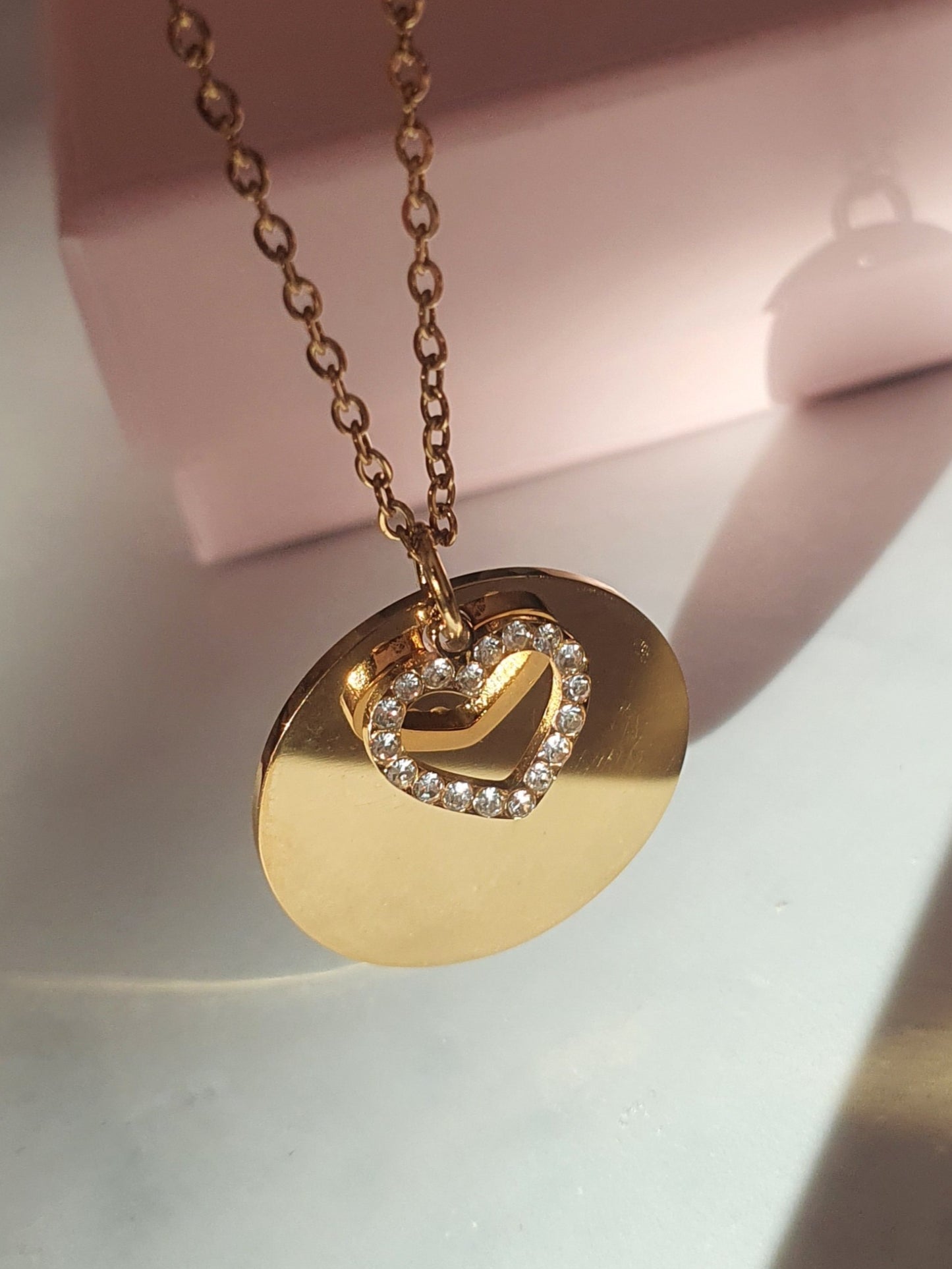 Collier médaille & coeur zircons à graver | Doré