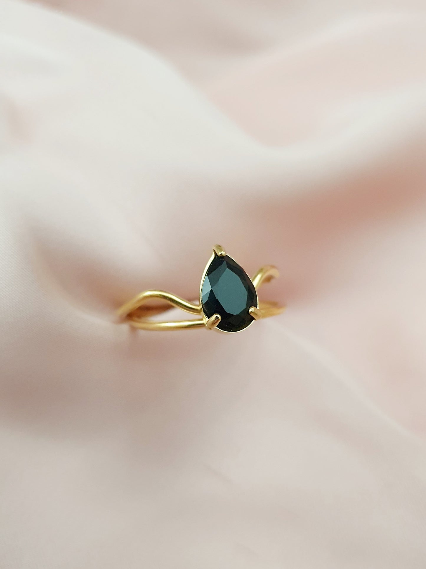 Bague DELYANE - doré | noir