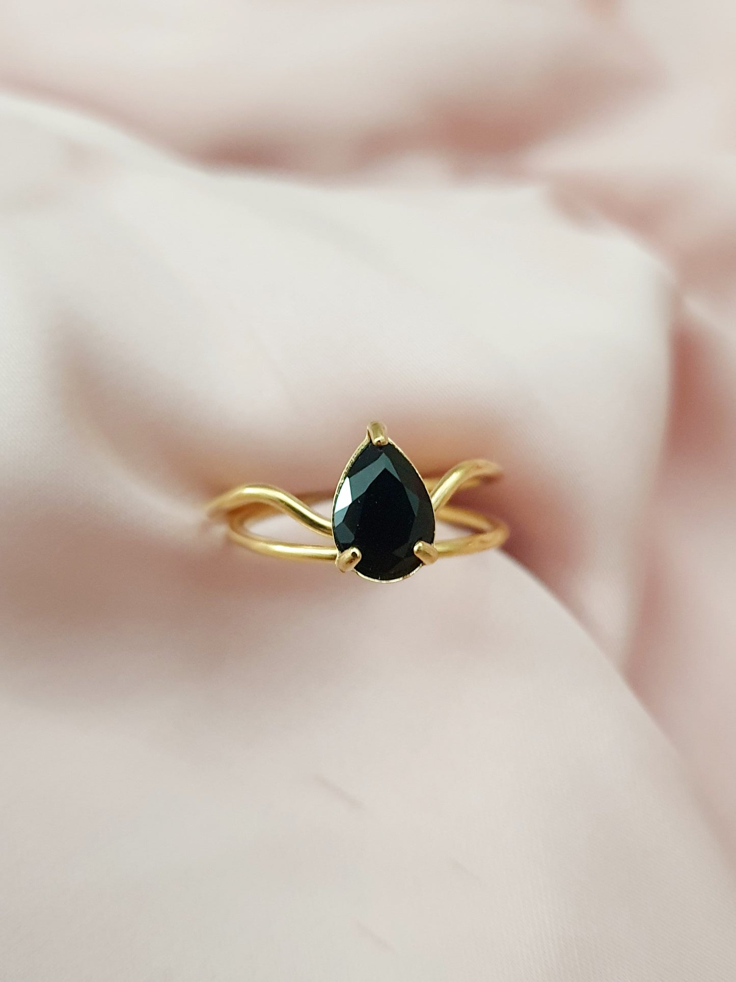 Bague DELYANE - doré | noir