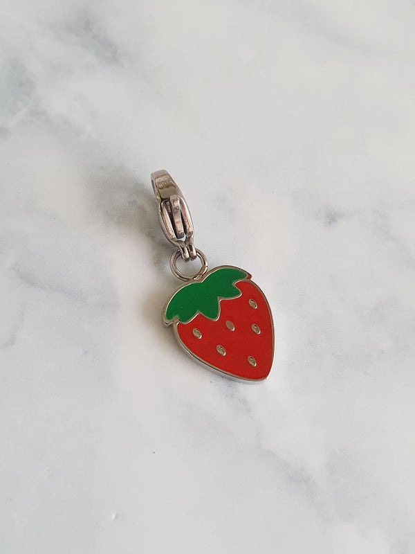 Charm fraise - argenté
