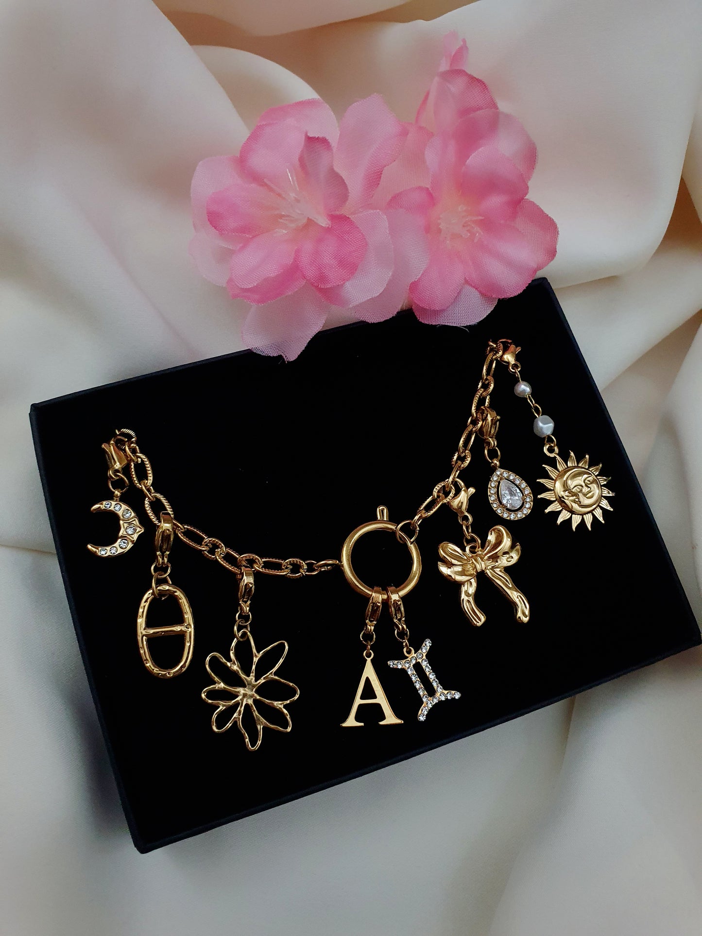 Collier charms NAYMEE (personnalisable) - doré