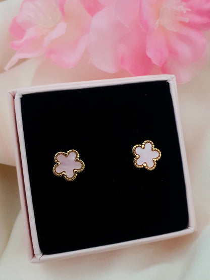 Puce fleurs roses en nacre - doré