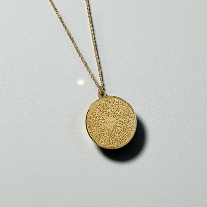 Collier Médaillon prière PADRE NUESTRO - doré