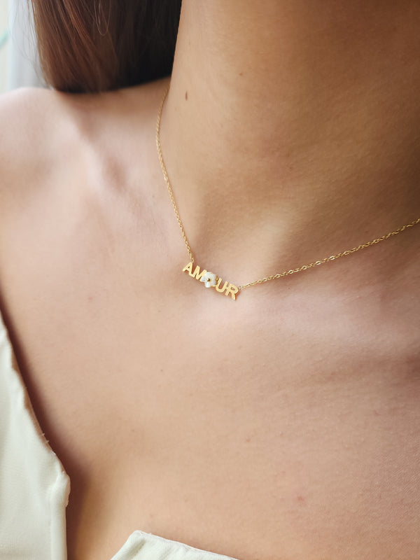 Collier AMOUR floral – doré