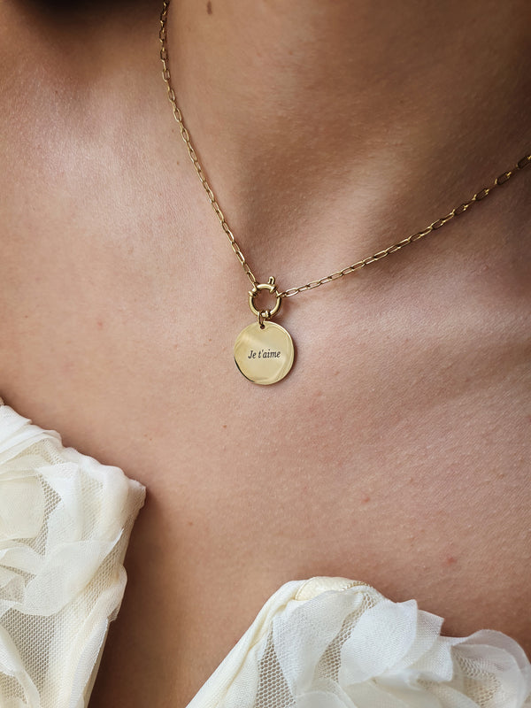 Collier médaillon pampille à graver - doré