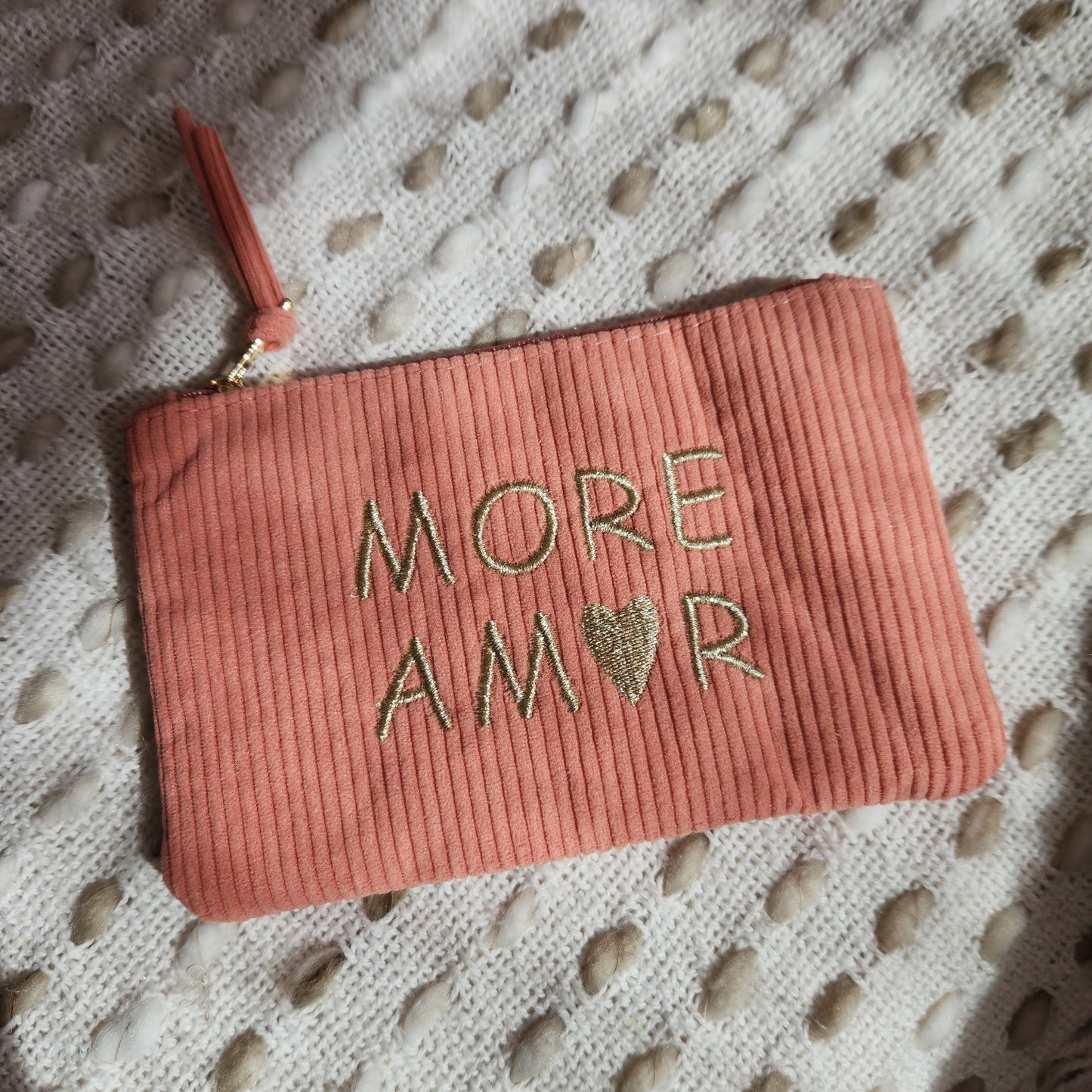 Pochette MORE AM♡R