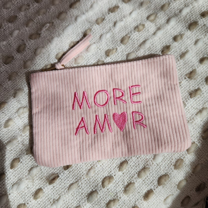 Pochette MORE AM♡R