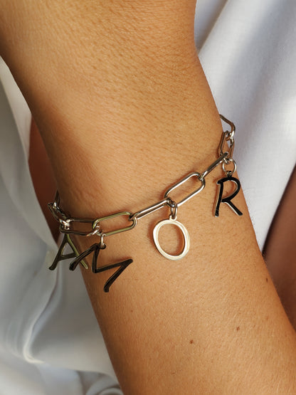 Bracelet lettres AMOUR - argenté