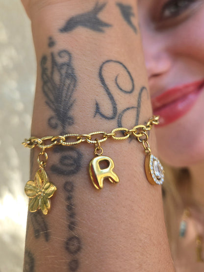Bracelet petits maillons striés (personnalisable) - doré