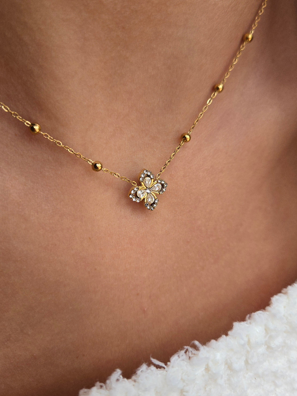 Collier ISELYA