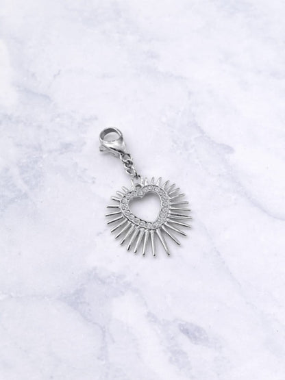 Charm cœur rayonnant & strass