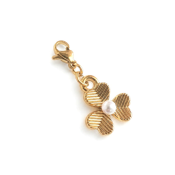 Charm fleur de cœurs perlé - doré