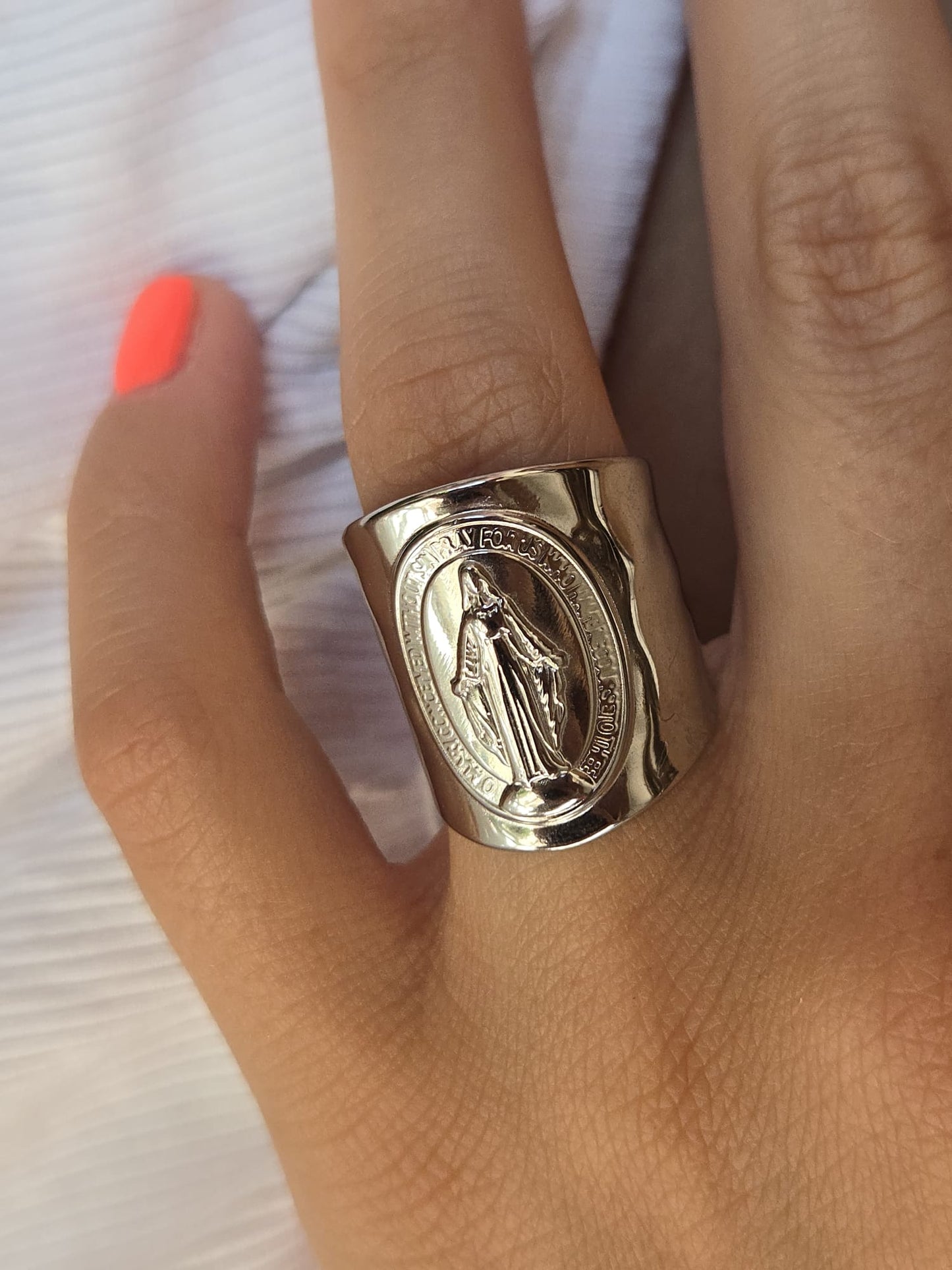 Bague Madonna