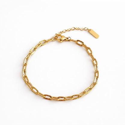 Bracelet petits maillons striés - Modèle B (à personnaliser) - doré