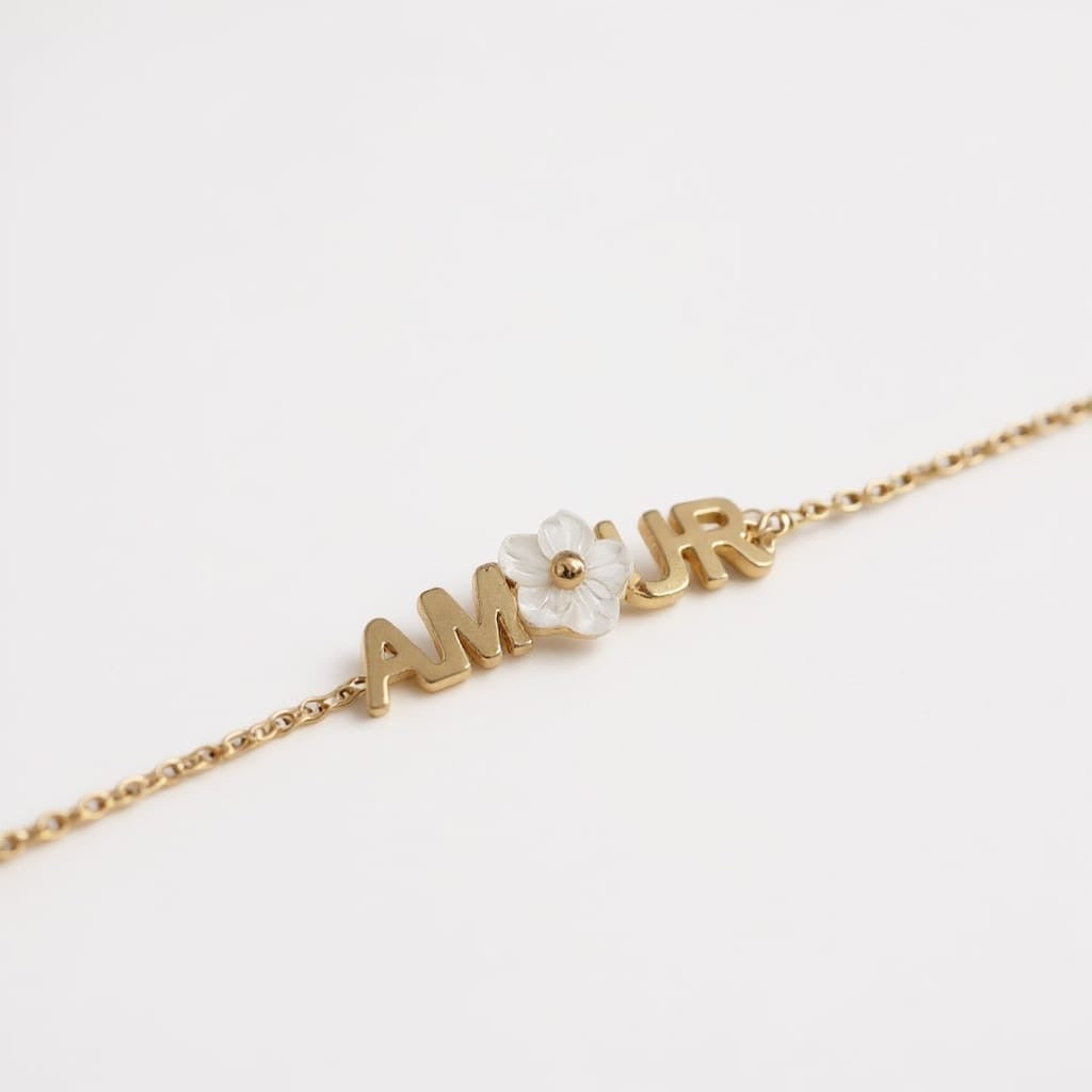 Collier AMOUR floral – doré