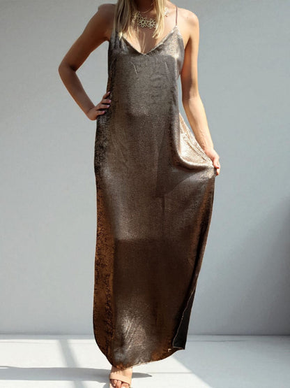 Robe longue bretelles croisées & perlées - bronze