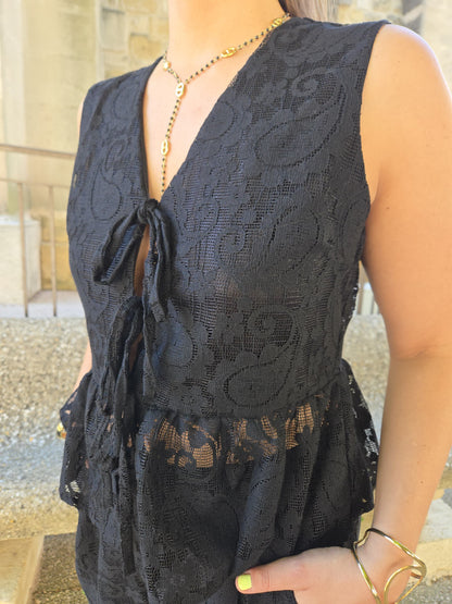 Ensemble noir dentelle