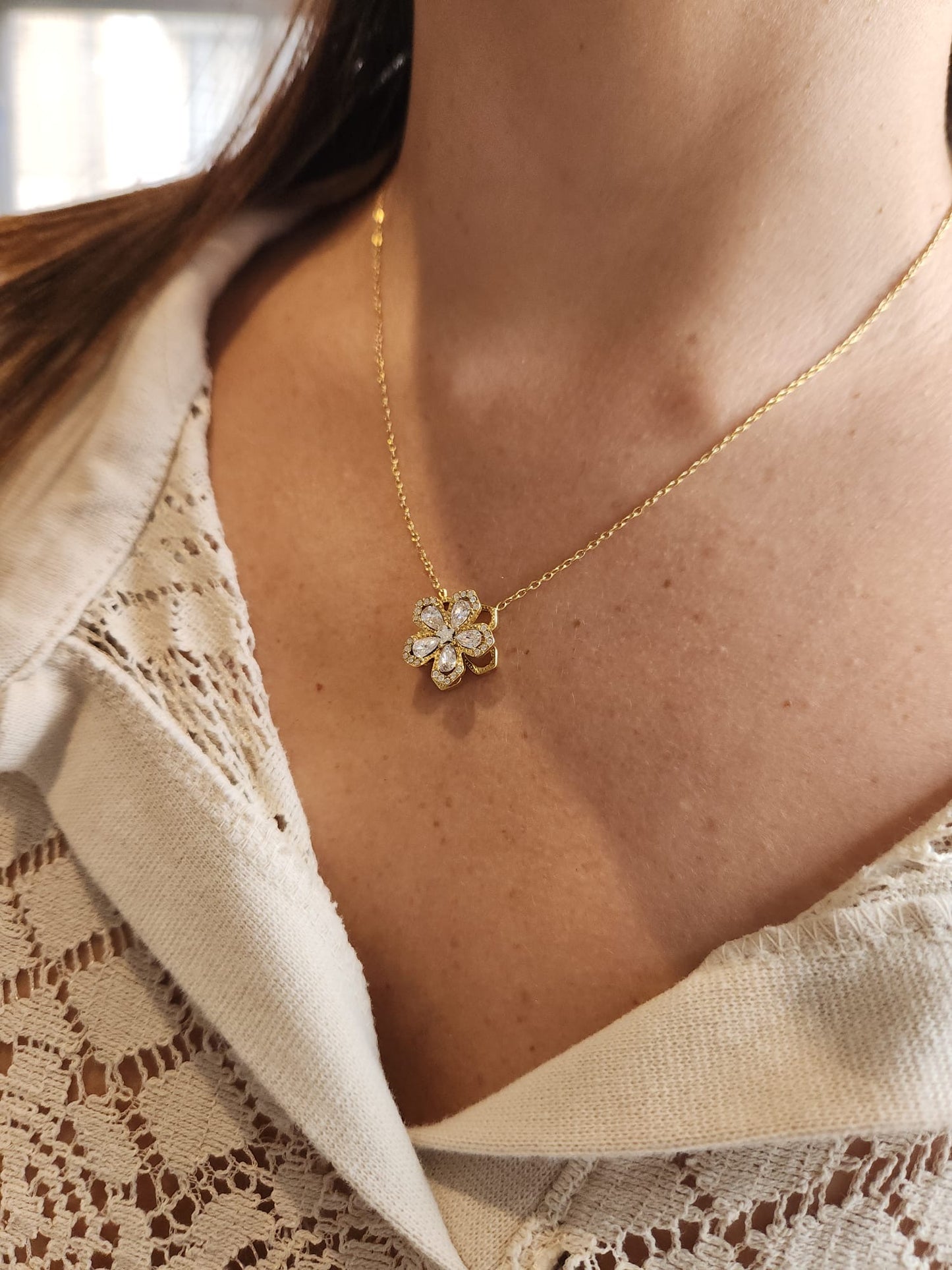 Collier rotatif anti-stress ANNA - Doré