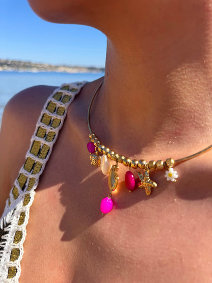 Chocker breloques avec éclats fushia | Doré