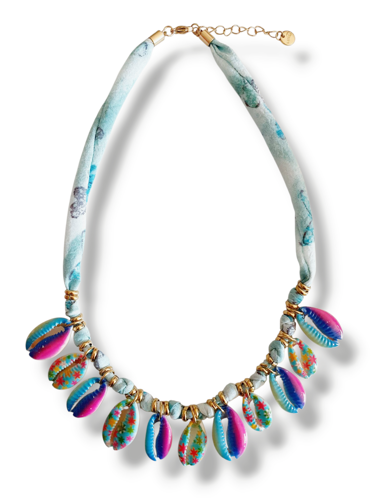 Collier tissu coquillages cauri - doré/bleu