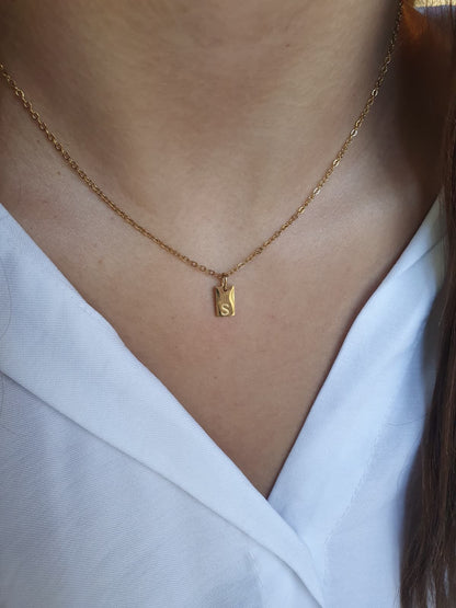 Collier plaque(s) initiale(s)