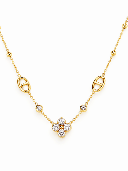 Collier MIRELYA : trèfle de zircons et maillons marins dorés