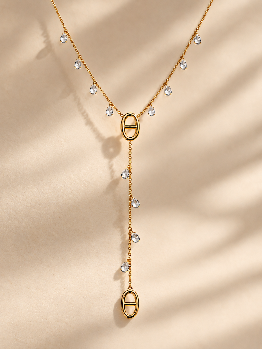 Collier ALVERIA en lumière douce