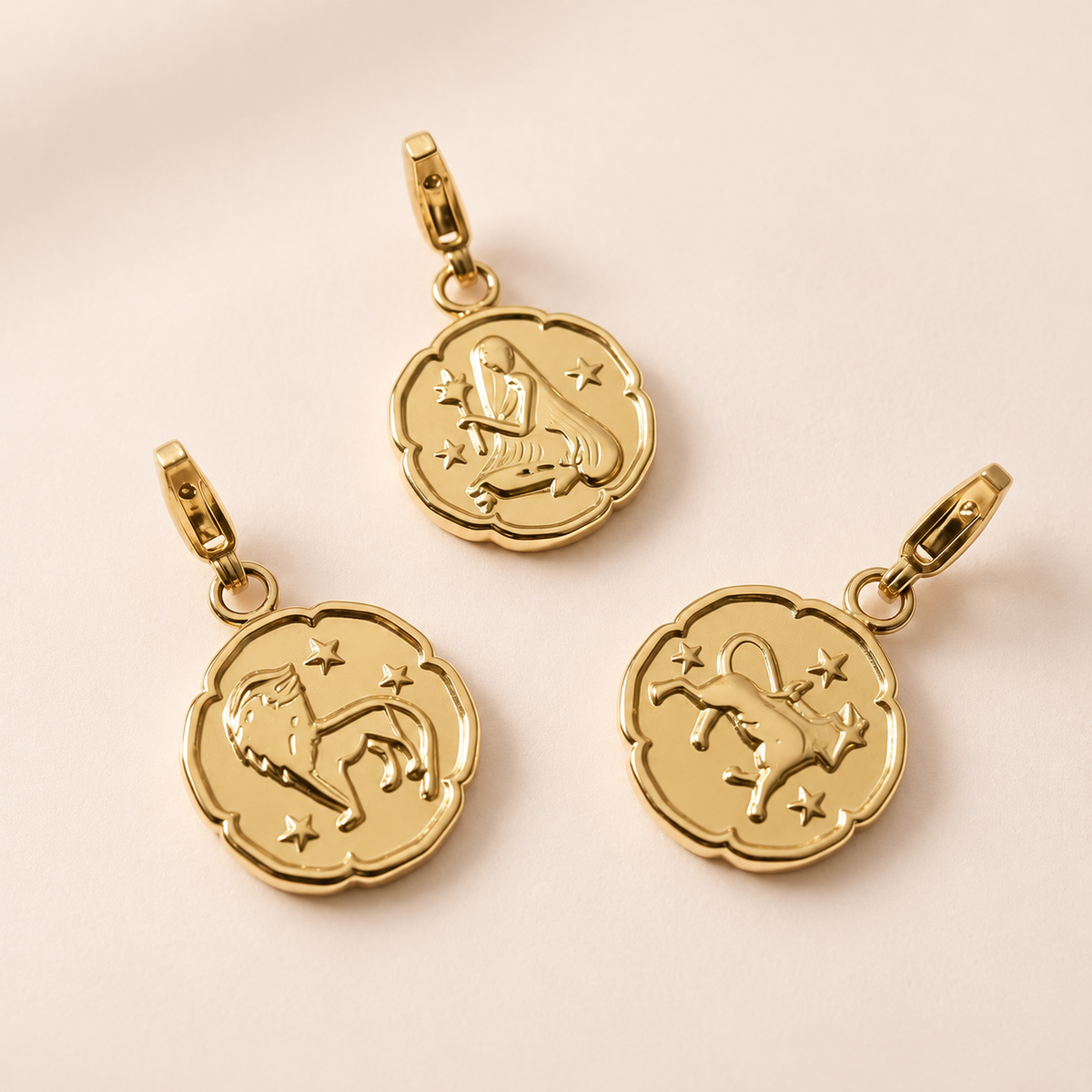 Charm médaillon signe astrologique - doré