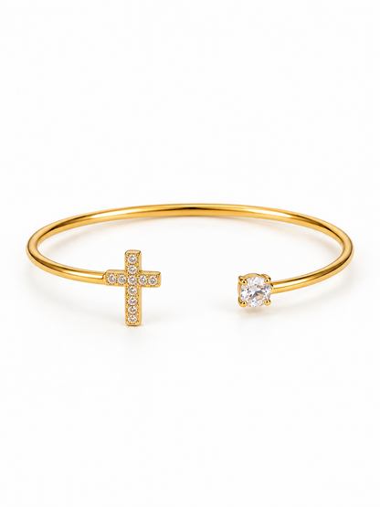 Jonc ouvert doré avec croix et pierres brillantes
