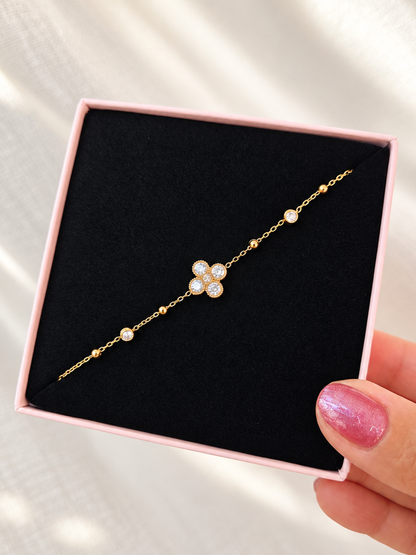 Bracelet NOVELYA dans son écrin rose