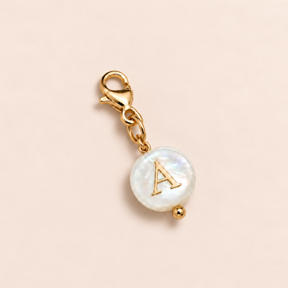 Charms lettres initiales en nacre - doré