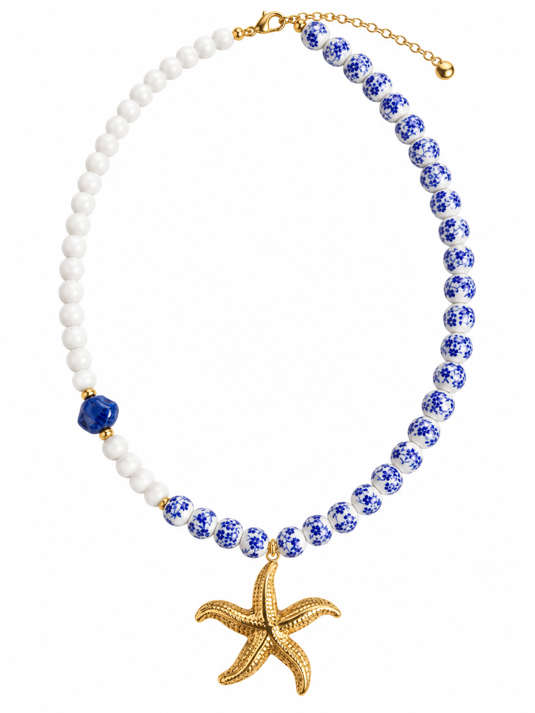 Collier Rosée pendentif goutte zircon en gros plan
