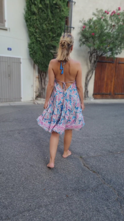Robe en soie dos nu