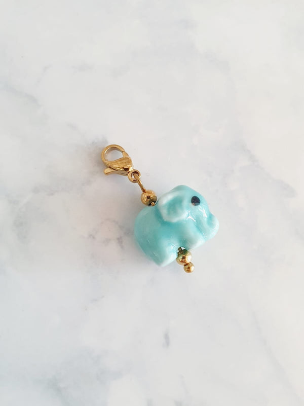 Charm baby éléphant - doré / vert d'eau